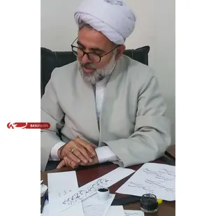 کشف حجاب یعنی حراج شخصیت زن