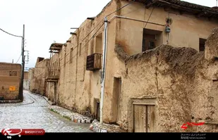 قلعه ماه&zwnj;&zwnj;نشان وغار 3 هزار ساله روستای وانشان گلپايگان