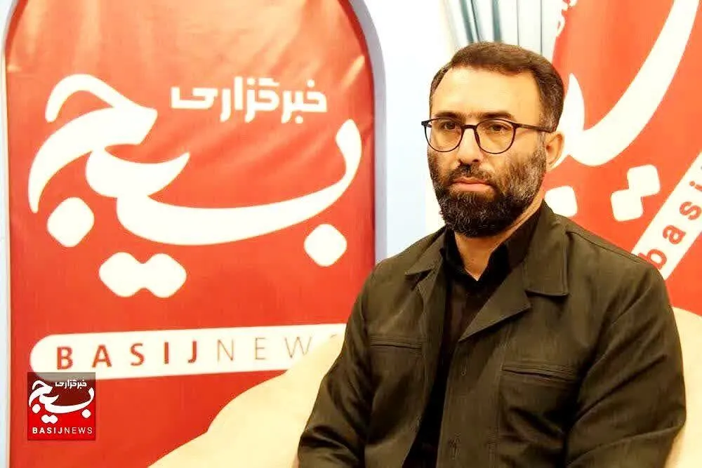 برگزاری برنامه‌های متنوع فرهنگی و خدماتی توسط بسیج ادارات استان همدان برای وداع باشکوه با قائد شهید