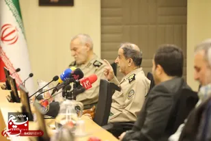 از نقش مهم امام خامنه&zwnj;ای در تشکیل سازمان عقیدتی سیاسی ارتش تا پیگیری جزء به جزء موارد مرتبط با ارتش در زمان دفاع مقدس از سوی معظم&zwnj;له