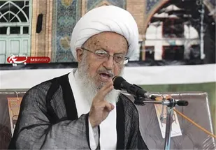 آیت الله مکارم شیرازی جرم فائزه هاشمی را قابل تعقیب دانست