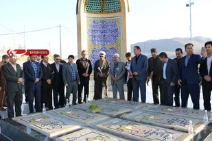تجدید میثاق جامعه کارگری با شهدا در شهرکرد