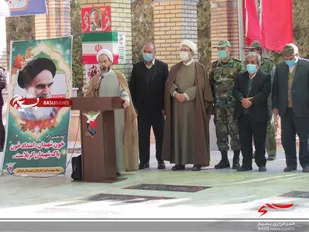 غبارروبی و عطرافشانی مزار شهدای قوچان
