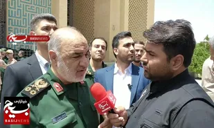 بسیج، بهترین نهاد برای انتقال پیام انقلاب است