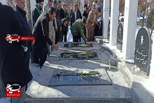 ادای احترام مسئولین شهرستان رزن به مقام شامخ شهدا