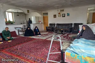 دیدار مسئول بسیج سازندگی سپاه ملایر با خانواده شهید &laquo;رضایی&raquo;