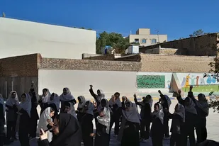 توزیع تخم&zwnj;مرغ در مدارس شهرستان سرخه به مناسبت روز جهانی تخم&zwnj;مرغ
