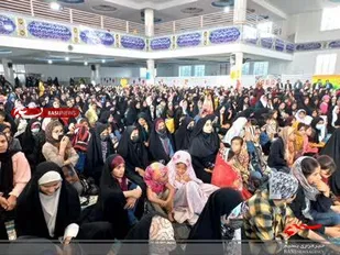 ویژه برنامه دهه ی کرامت با حضور خواهران