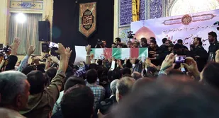 وداع دانشجویان با سردار شهید همدانی در مسجد دانشگاه بوعلی همدان