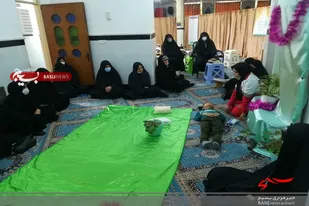 یک دستگاه لباسشویی به خانواده نیازمند در محله اسلامی آل یاسین (ع) سرخه اهدا شد