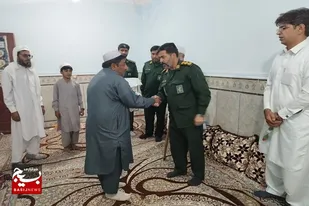 حضور در کنار خانواده شهدا توفیق الهی برای مسئولان و خدمتگزاران نظام است