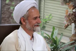 عزت ملت ایران، عزت الهی است