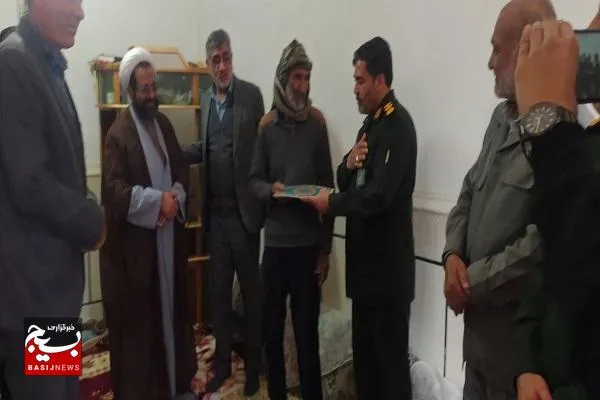 جانبازان، نماد ایثار و استمرار فرهنگ عاشورایی در جامعه امروز هستند