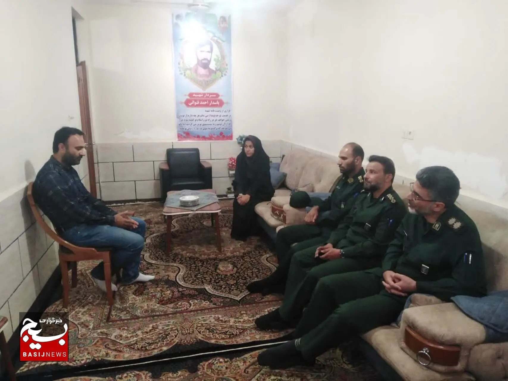 عمل به سیره شهدا وظیفه یکایک ماست