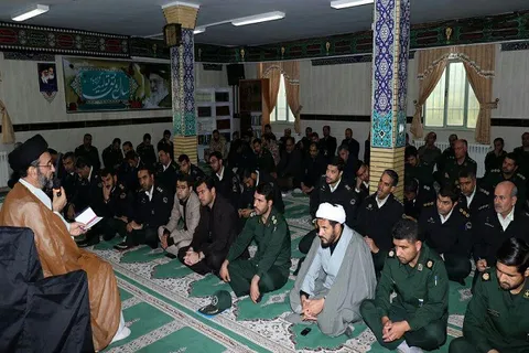 مراسم سوگواری ۲۸صفر در حسینیه سپاه ناحیه شازند