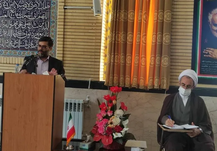 استان ایلام نیازمند جهش تولید و سرمایه گذاری است/ حمایت از تولیدکنندگان زمینه ساز محرومیت زدایی است