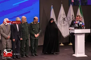 تجلیل از مدال آوران و قهرمانان کشتی با حضور فرمانده کل سپاه و وزیر ورزش+تصاویر