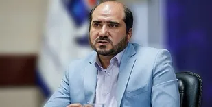 باید فراتر از امکانات کار کنیم