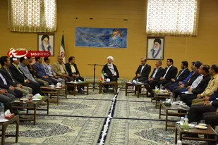 دیدار با امام جمعه استان یزد/تجدید میثاق با سومین شهید محراب شهید صدوقی/عیادت از بیماران بیمارستان شهدای کارگر