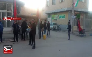 ایستگاه صلواتی پایگاه شهید منتظری روستای قمبوان دهاقان به مناسبت میلاد حضرت علی(ع)