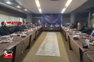 جلسه قرارگاه صنعتی خاتم الانبیاء (ص) سپاه فجر فارس برگزار شد/ پرداخت 110 میلیارد تومان به واحدهای راکد و نیمه فعال