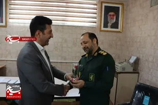 اهدا گل مسئولین به پاسداران میامی+ تصاویر