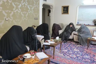 اجرای برنامه پویش &laquo;روضه ام الشهدا&raquo; در منزل شهید بادامی و پیری