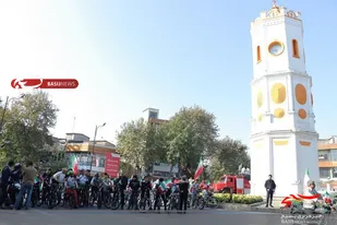 حضور موتورسواران و دوچرخه سواران در راهپیمایی ۱۳ آبان ساری
