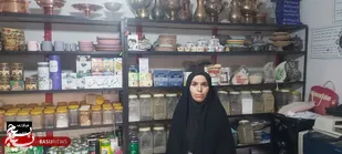 روستایی بدون بیکار با همت و روحیه جهادی بانوی بسیجی