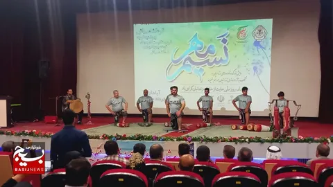 آزاد سازی ۵ زندانی جرائم غیر عمد در دهه کرامت به همت حوزه بسیج کارمندی آبادان