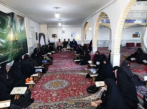 نهادینه کردن و ترویج فرهنگ فاطمی راه مقابله با تهاجم فرهنگی است