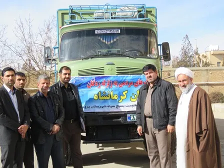 ارسال کمک های مردمی به زلزله زدگان