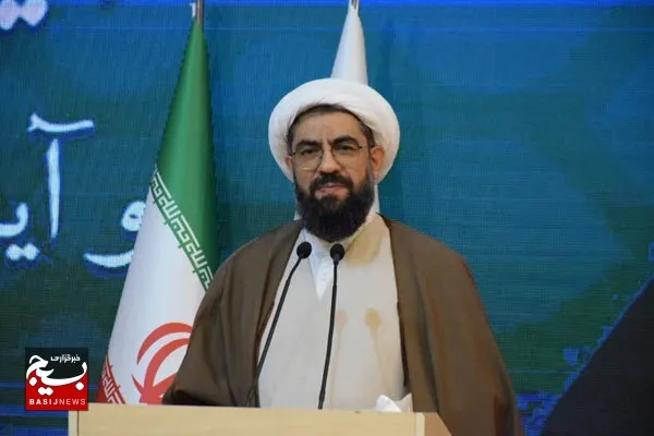 امروز باید ابوذروار در مسائل اجتماعی و مقابله با انحرافات اجتماعی صحبت کرد